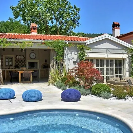 Villa Beautiful Zita With Pool In Pican Krsan